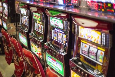 betwind4d Slot-Feature Halls